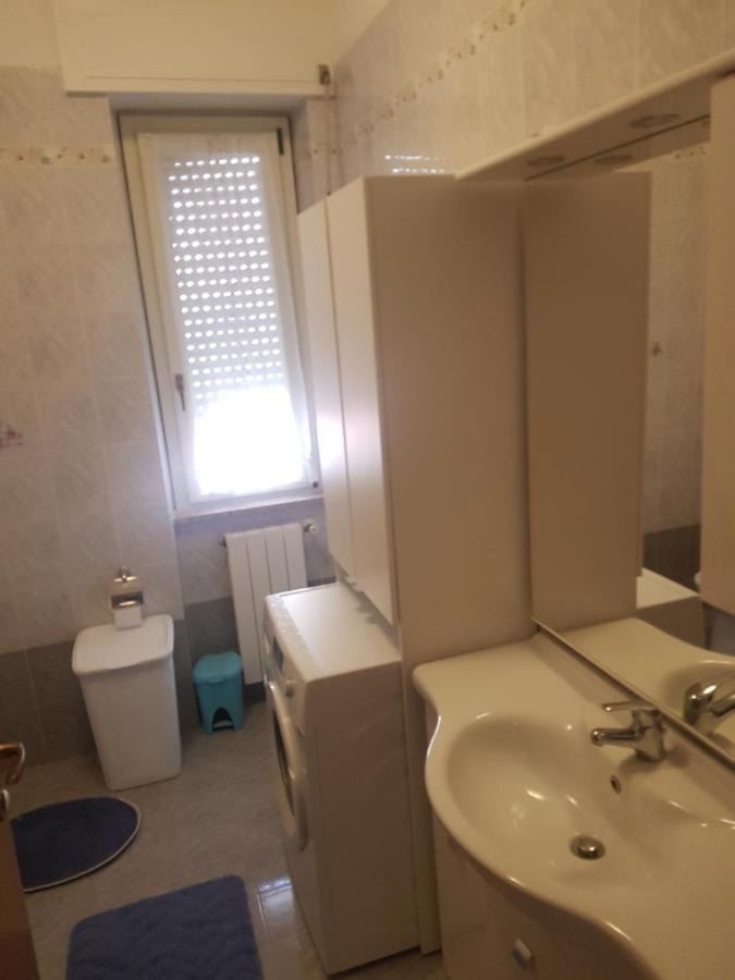 New House Apartment Follonica Bagian luar foto